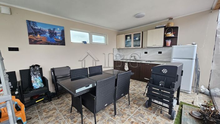 Image No.3-Maison de 3 chambres à vendre à Burgas