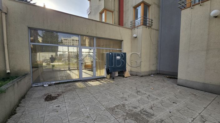 Image No.2-Commercial à vendre à Burgas