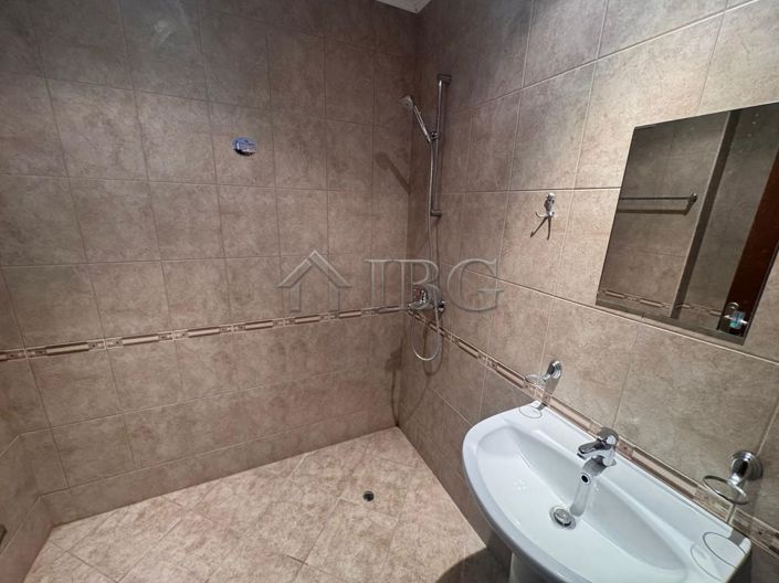 Image No.8-Apartment for sale