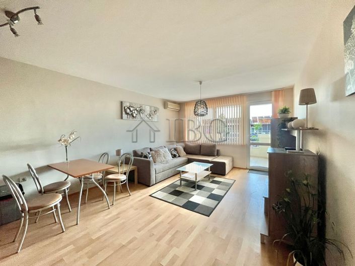 Image No.2-Appartement de 2 chambres à vendre à Burgas