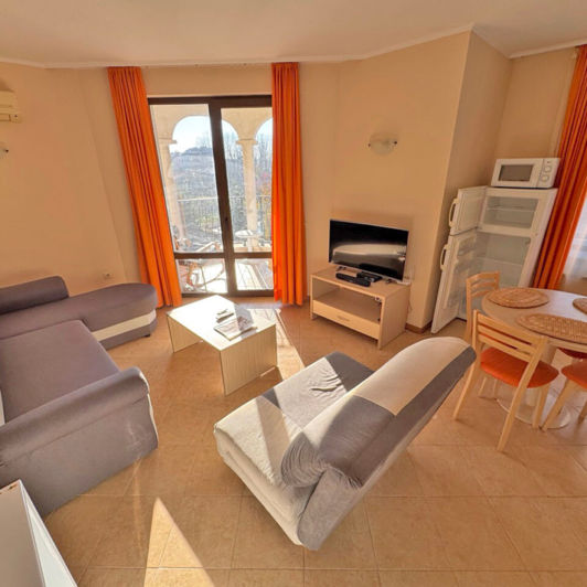 Image No.4-Appartement de 2 chambres à vendre à Burgas