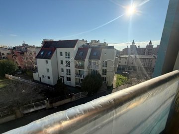 whatsapp-image-2025-12-12-at-121552-7