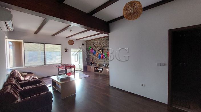 Image No.11-3 Bed House for sale