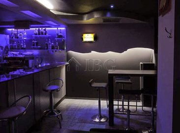 large-permise-with-top-location-ruse-city-9