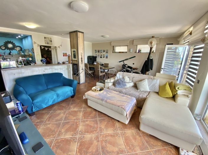 Image No.11-3 Bed Apartment for sale