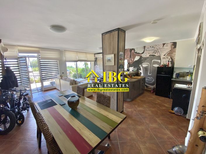 Image No.11-3 Bed Apartment for sale