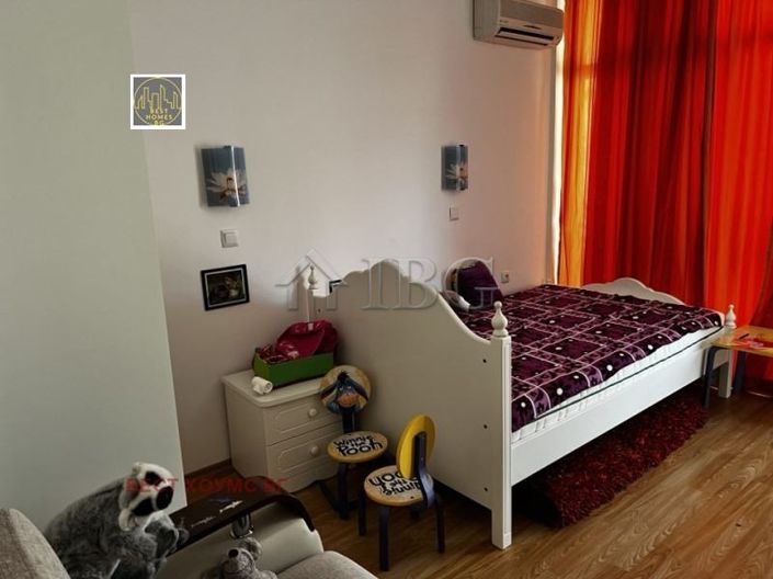 Image No.12-2 Bed Apartment for sale