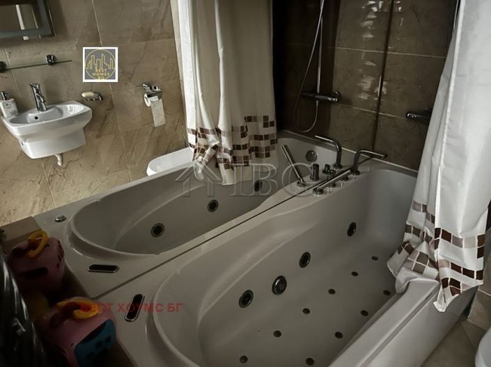 Image No.17-2 Bed Apartment for sale