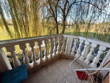 whatsapp-image-2025-12-11-at-111148-3