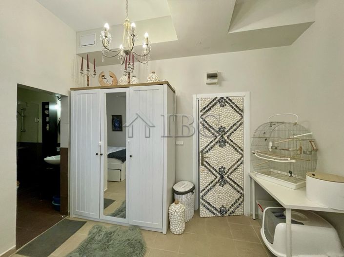 Image No.9-3 Bed Apartment for sale