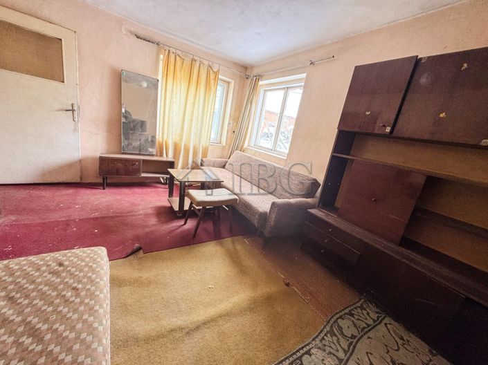 Image No.12-3 Bed House for sale