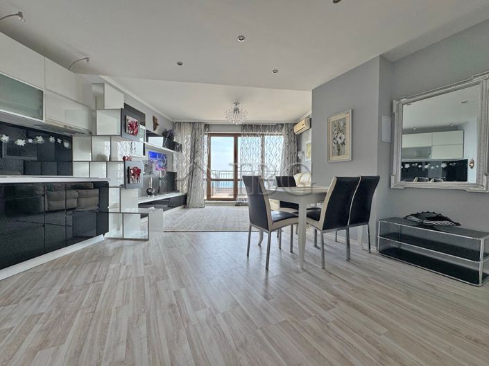 Image No.10-1 Bed Apartment for sale