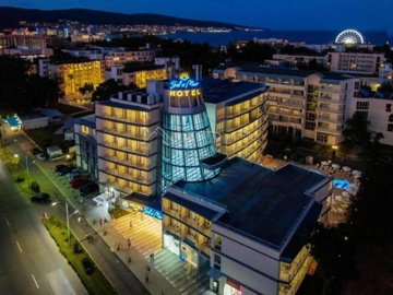 sole-mar-sunny-beach-474811192