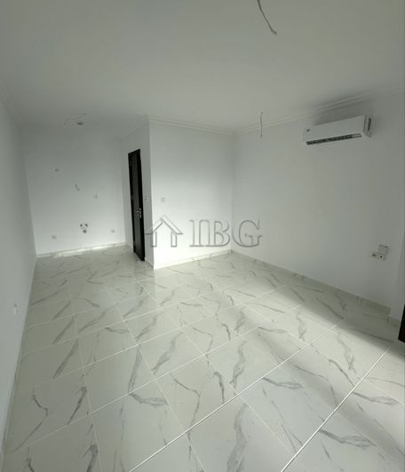 Image No.6-Apartment for sale