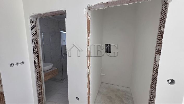 Image No.9-Apartment for sale