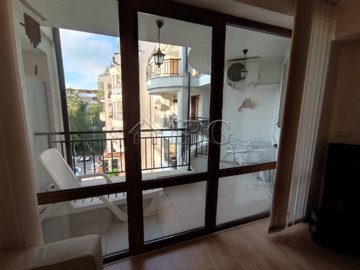 sunny-beach-bulgaria-2-bedroom-apartment-chat