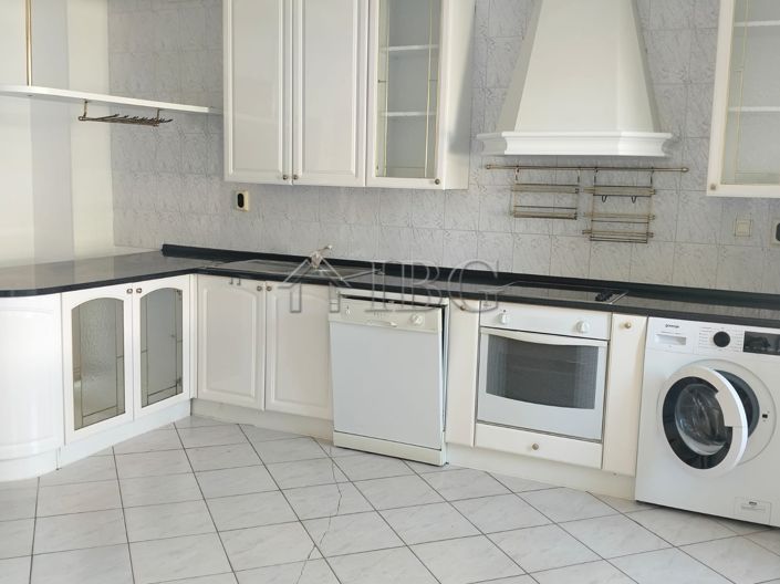 Image No.7-Appartement de 2 chambres à vendre à Burgas