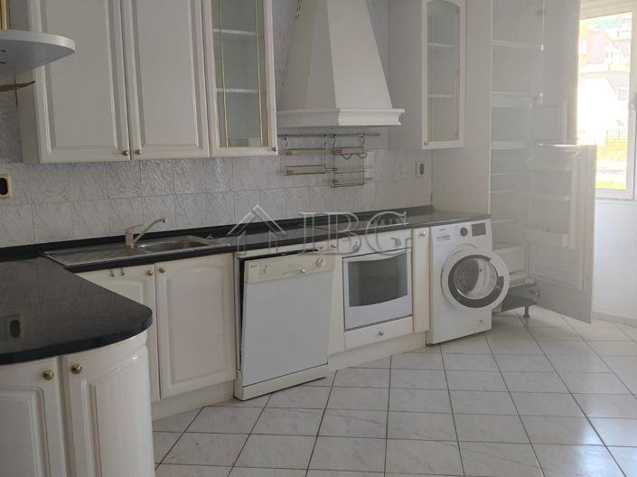 Image No.9-Appartement de 2 chambres à vendre à Burgas