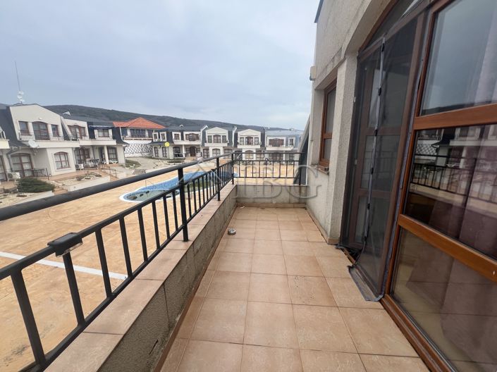 Image No.2-Appartement de 2 chambres à vendre à Burgas