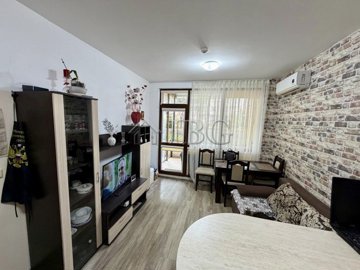 48ff2626-b68d-4e42-a692-236692f0bbc1