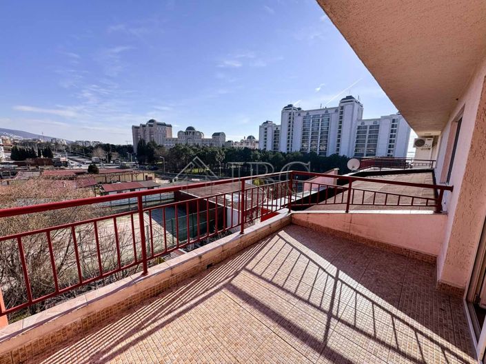 Image No.15-2 Bed Apartment for sale