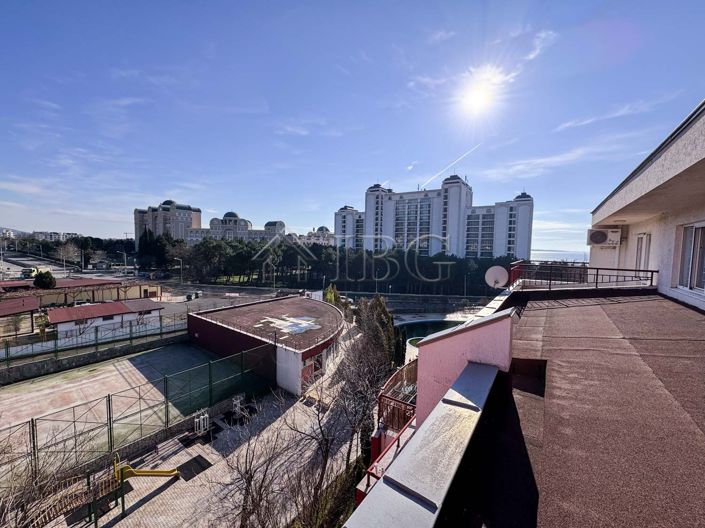 Image No.18-2 Bed Apartment for sale