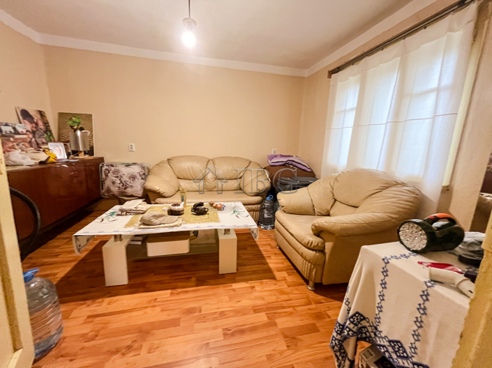 Image No.2-5 Bed House for sale