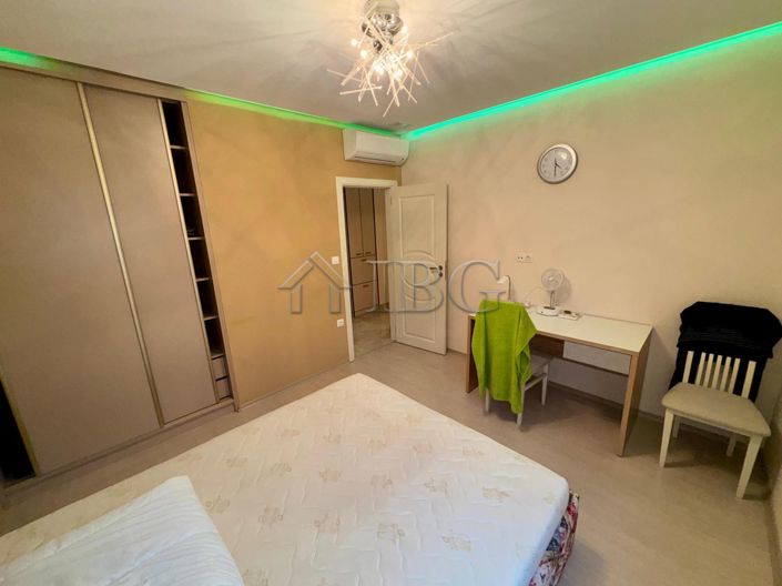 Image No.20-2 Bed Apartment for sale