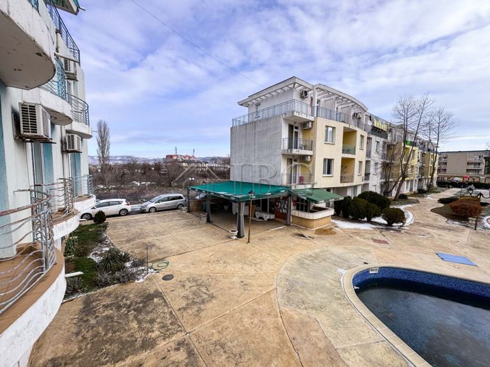 Image No.8-Apartment for sale