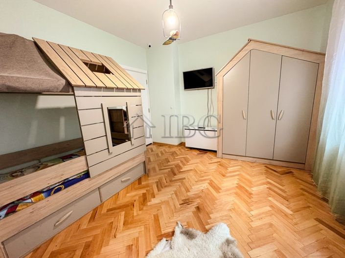 Image No.18-4 Bed Apartment for sale