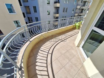 whatsapp-image-2025-12-12-at-105925