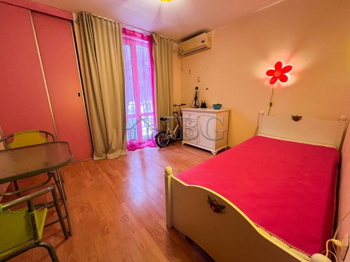 Image No.18-2 Bed Apartment for sale