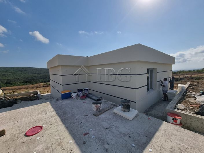 Image No.6-Maison de 3 chambres à vendre à Sliven 