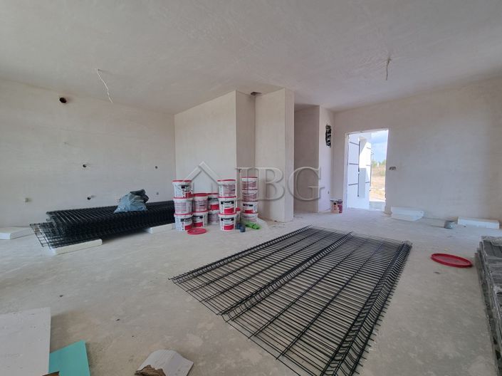 Image No.7-Maison de 3 chambres à vendre à Sliven 