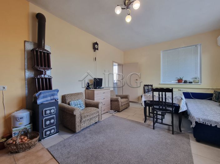 Image No.19-2 Bed House for sale