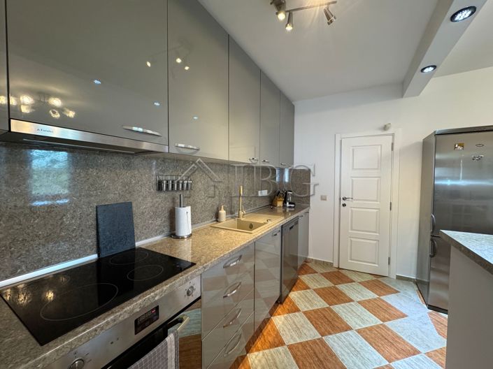 Image No.15-3 Bed House for sale