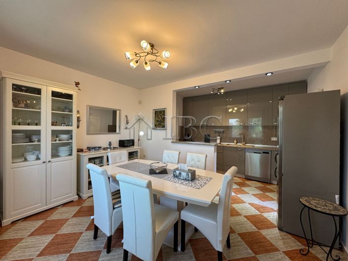 Image No.9-3 Bed House for sale