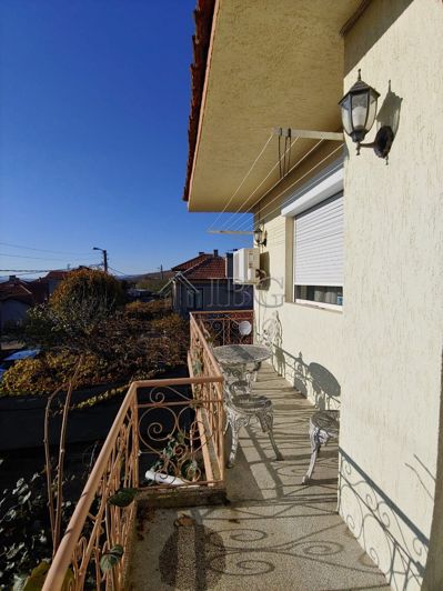 Image No.15-6 Bed House for sale