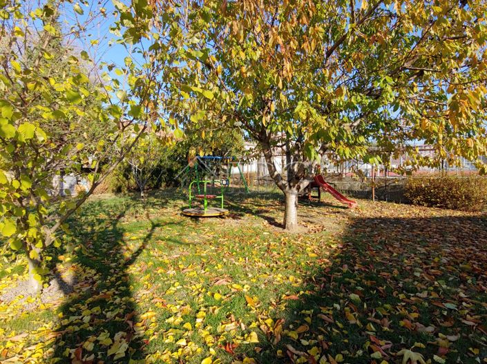 Image No.19-6 Bed House for sale