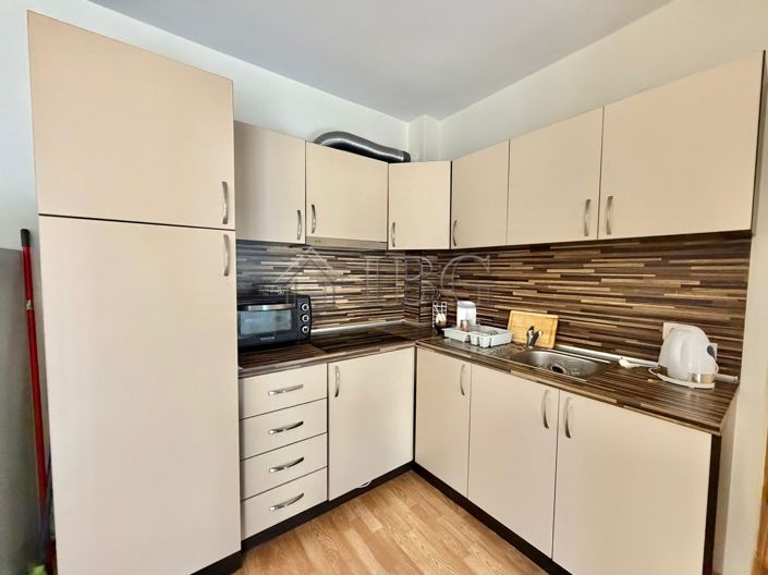 Image No.3-Appartement de 2 chambres à vendre à Burgas