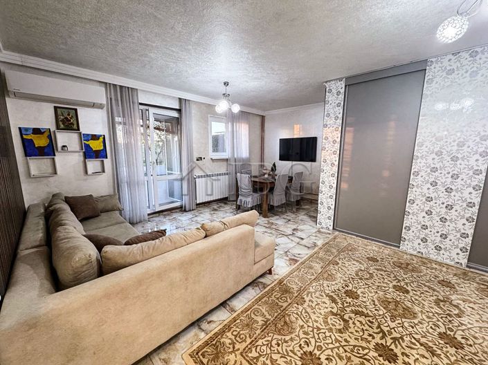 Image No.16-3 Bed House for sale