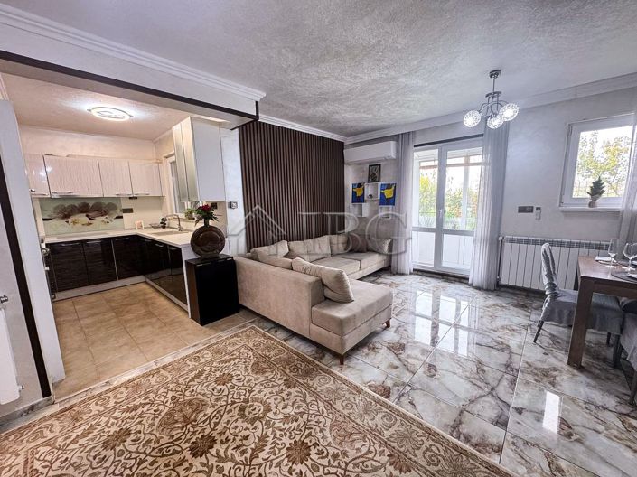 Image No.17-3 Bed House for sale