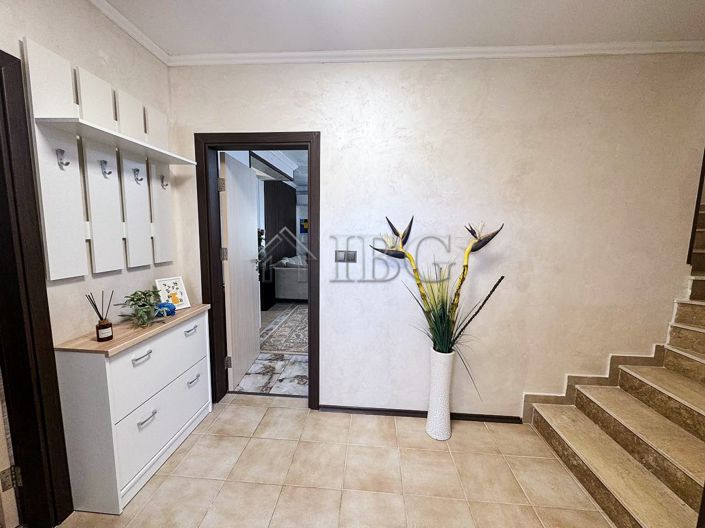 Image No.19-3 Bed House for sale