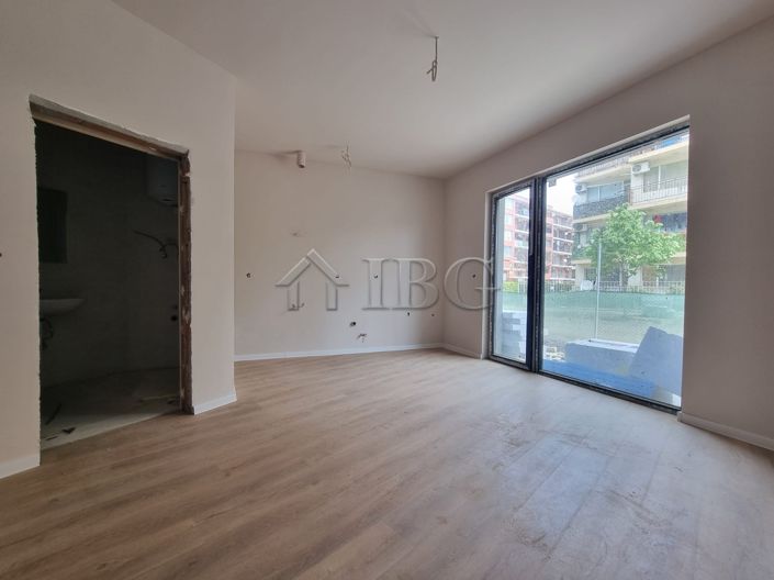 Image No.5-Apartment for sale