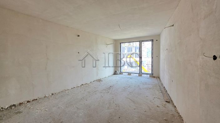 Image No.7-Apartment for sale