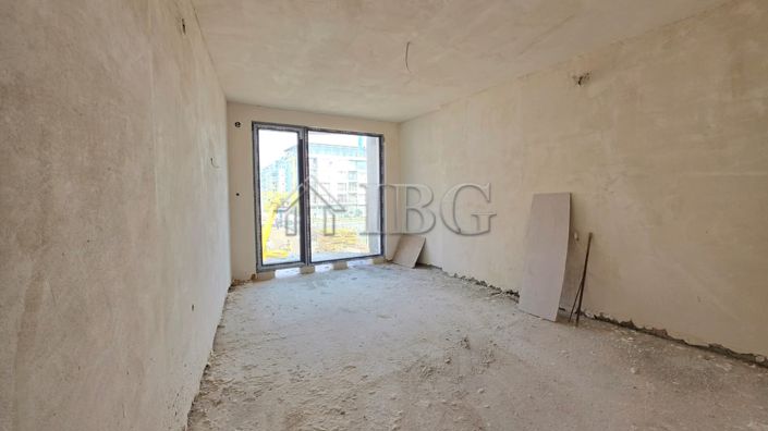Image No.8-Apartment for sale