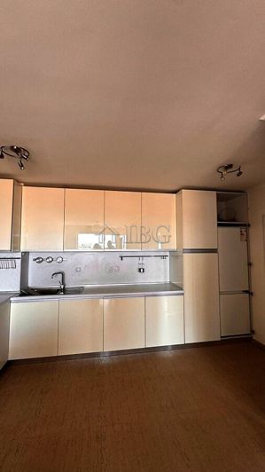 Image No.3-Appartement de 3 chambres à vendre à Burgas