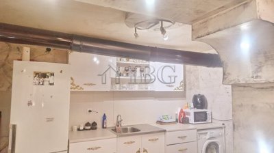 2-bedroom-renovated-house-with-big-garden-4