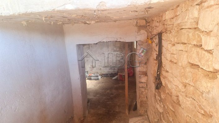 Image No.15-2 Bed House for sale