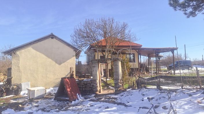 Image No.19-2 Bed House for sale